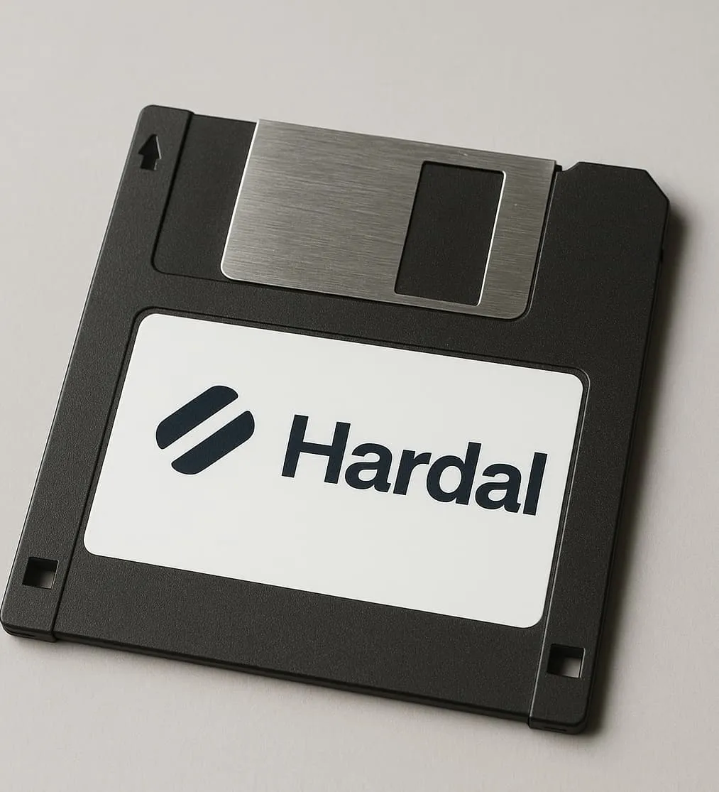 30% Cloud Cost Savings: How E-commerce Giants Use Hardal Self-Hosted